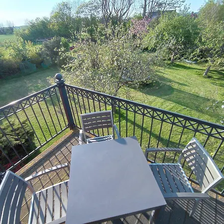 1 -lund, Mit Balkon- *