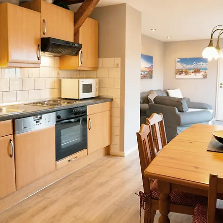 1 -lund, Mit Balkon- * Fehmarn