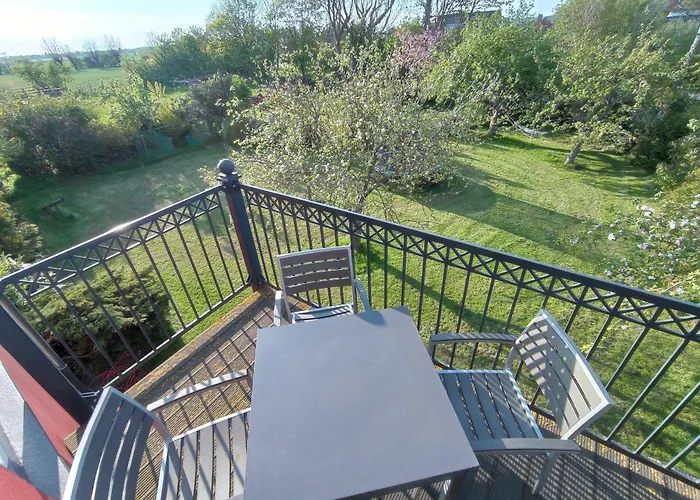 1 -lund, Mit Balkon- *